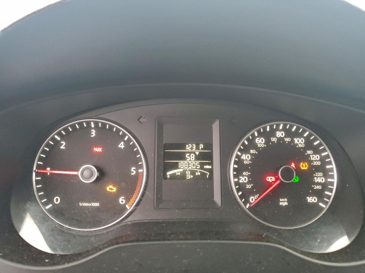 2012 VOLKSWAGEN JETTA TDI photo 9