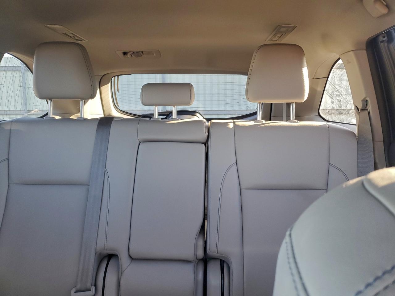 2019 TOYOTA HIGHLANDER HYBRID photo 10