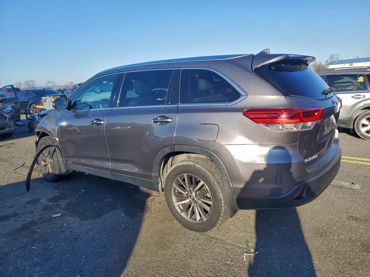 2019 TOYOTA HIGHLANDER HYBRID photo 2