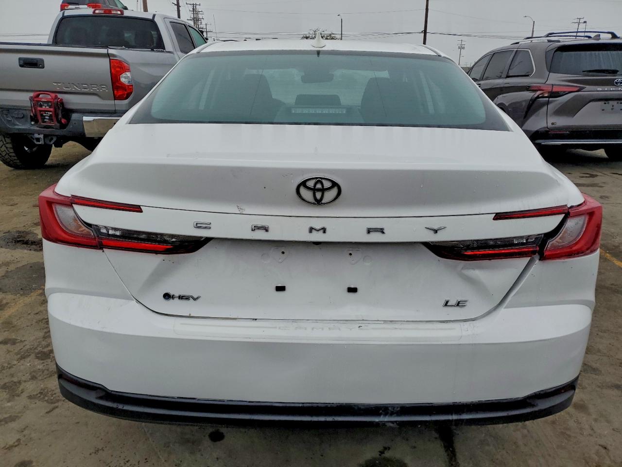2025 TOYOTA CAMRY XSE photo 6