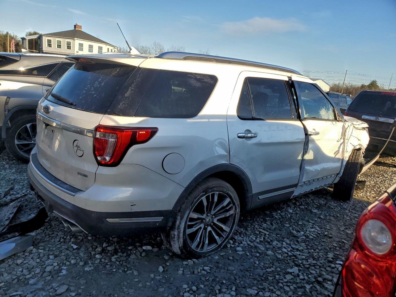 2018 FORD EXPLORER PLATINUM photo 5