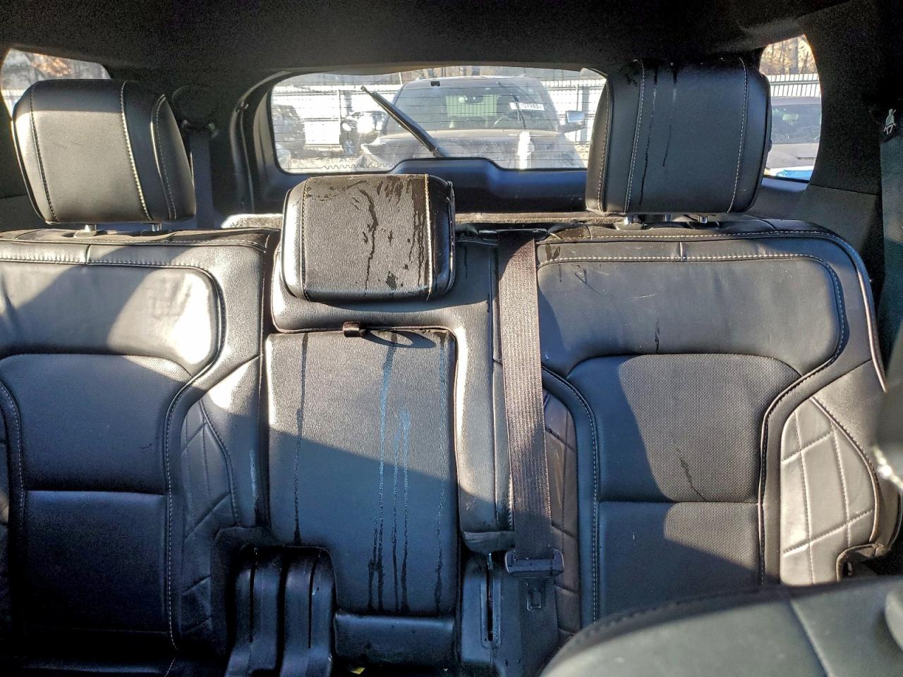 2018 FORD EXPLORER PLATINUM photo 19