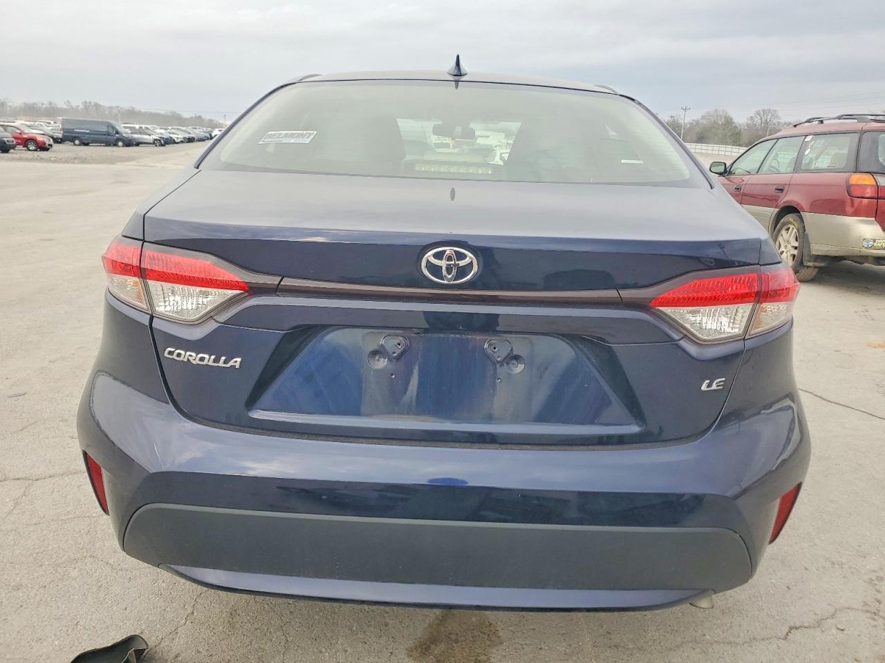 2021 TOYOTA COROLLA LE photo 6