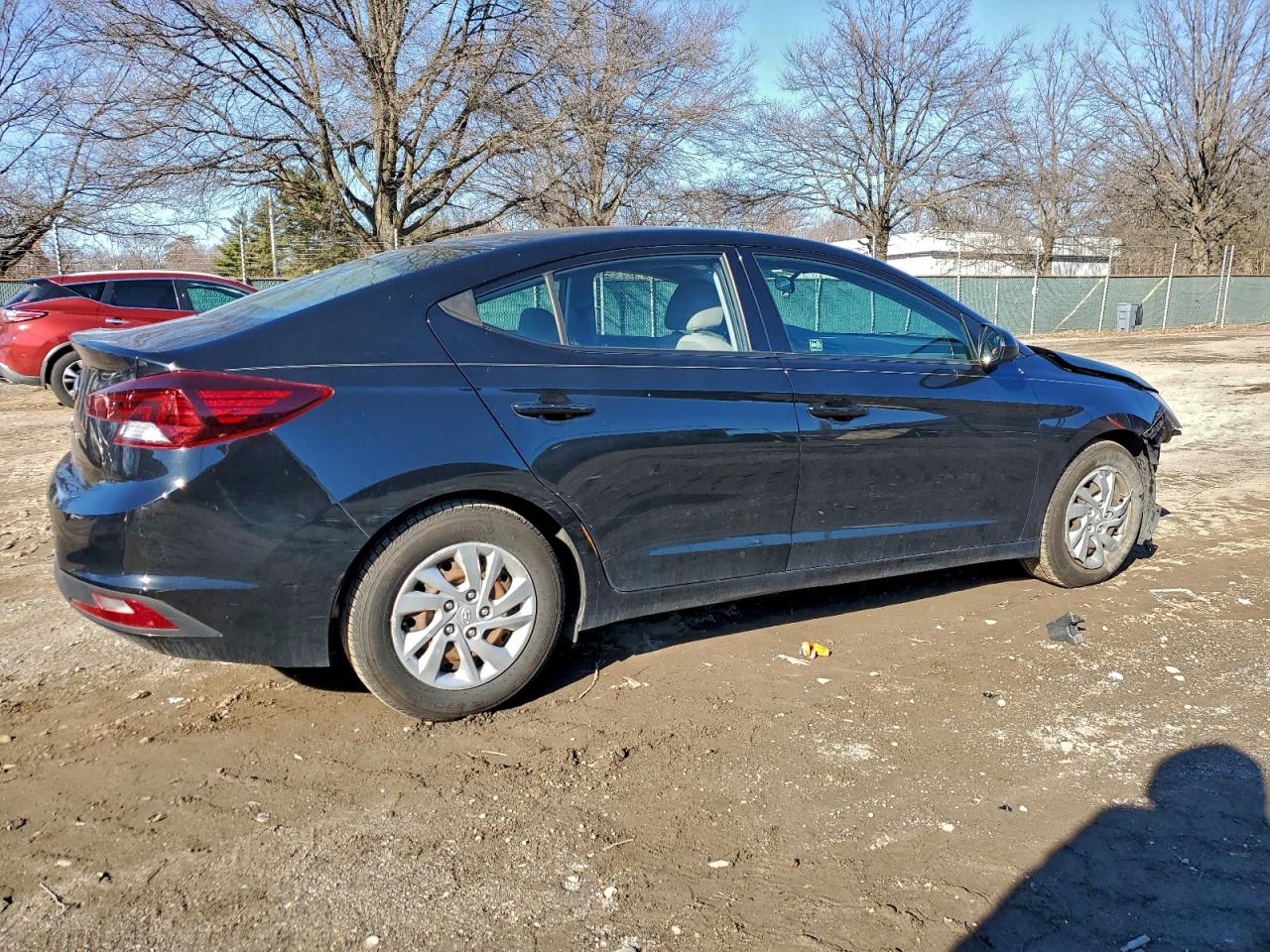 2019 HYUNDAI ELANTRA SE photo 3