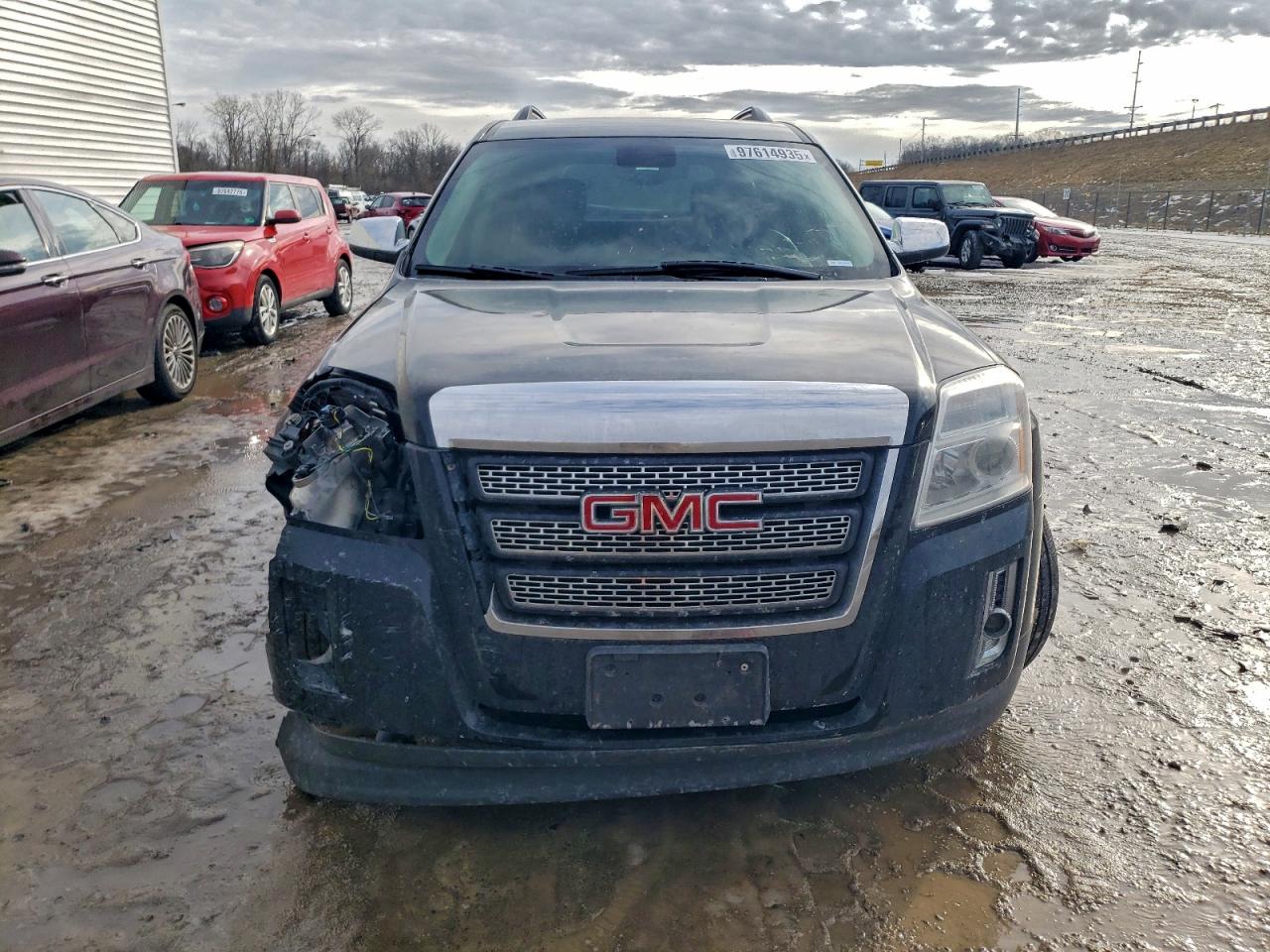 2015 GMC TERRAIN SLT photo 5