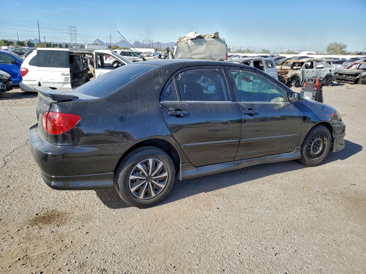 2005 TOYOTA COROLLA CE photo 3