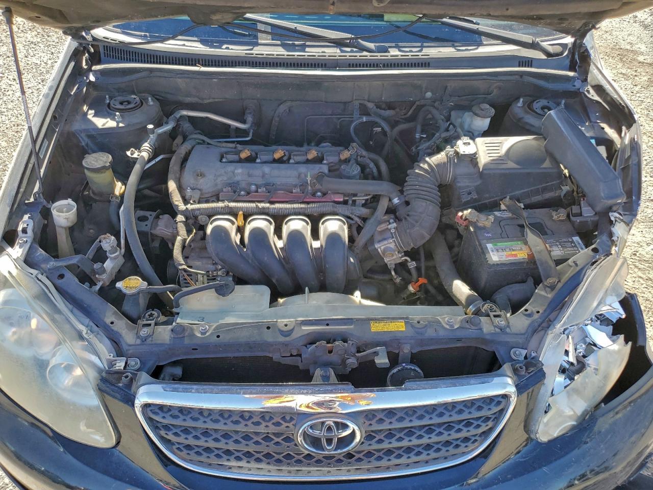 2005 TOYOTA COROLLA CE photo 11