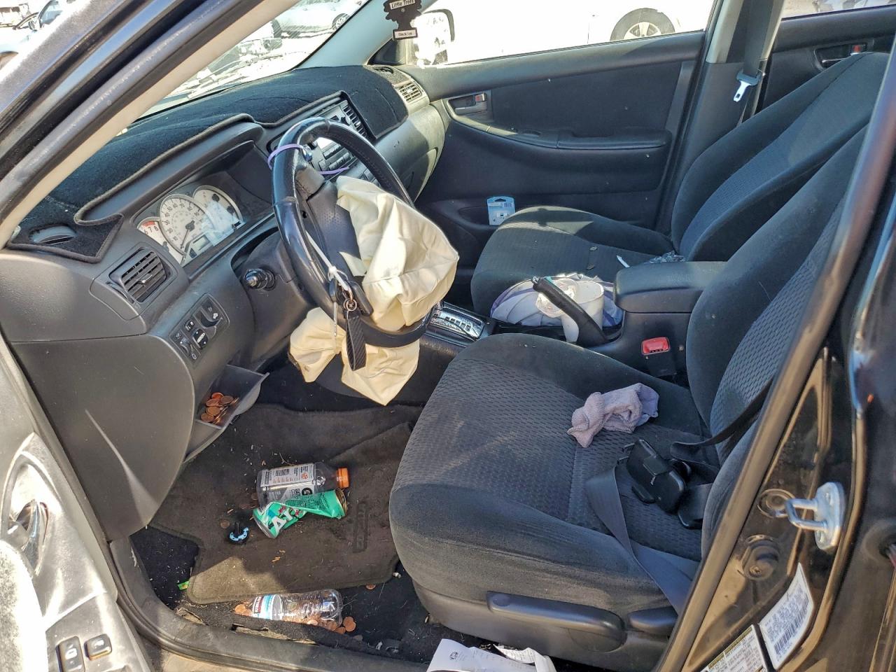 2005 TOYOTA COROLLA CE photo 7