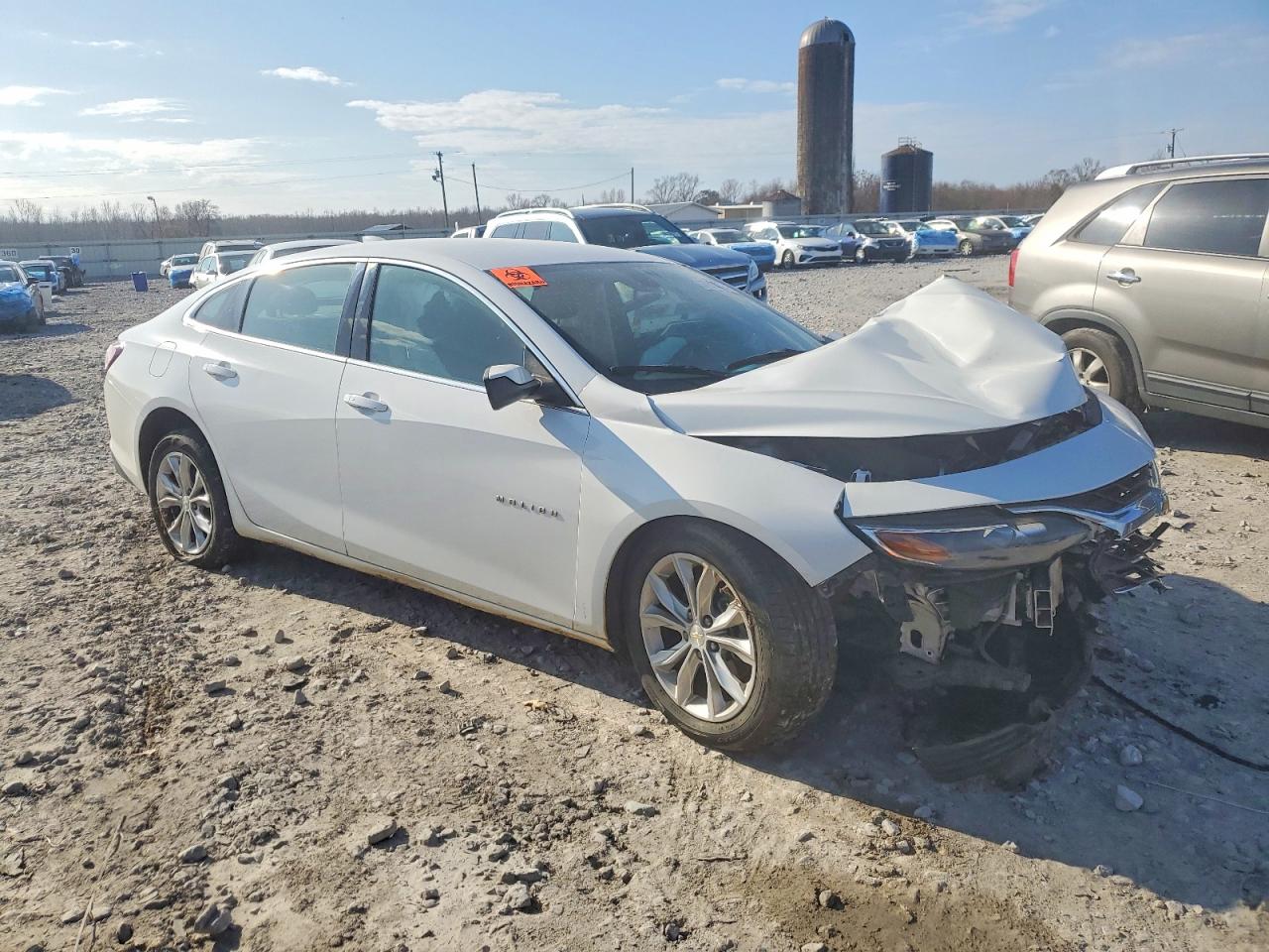 2021 CHEVROLET MALIBU LT photo 4