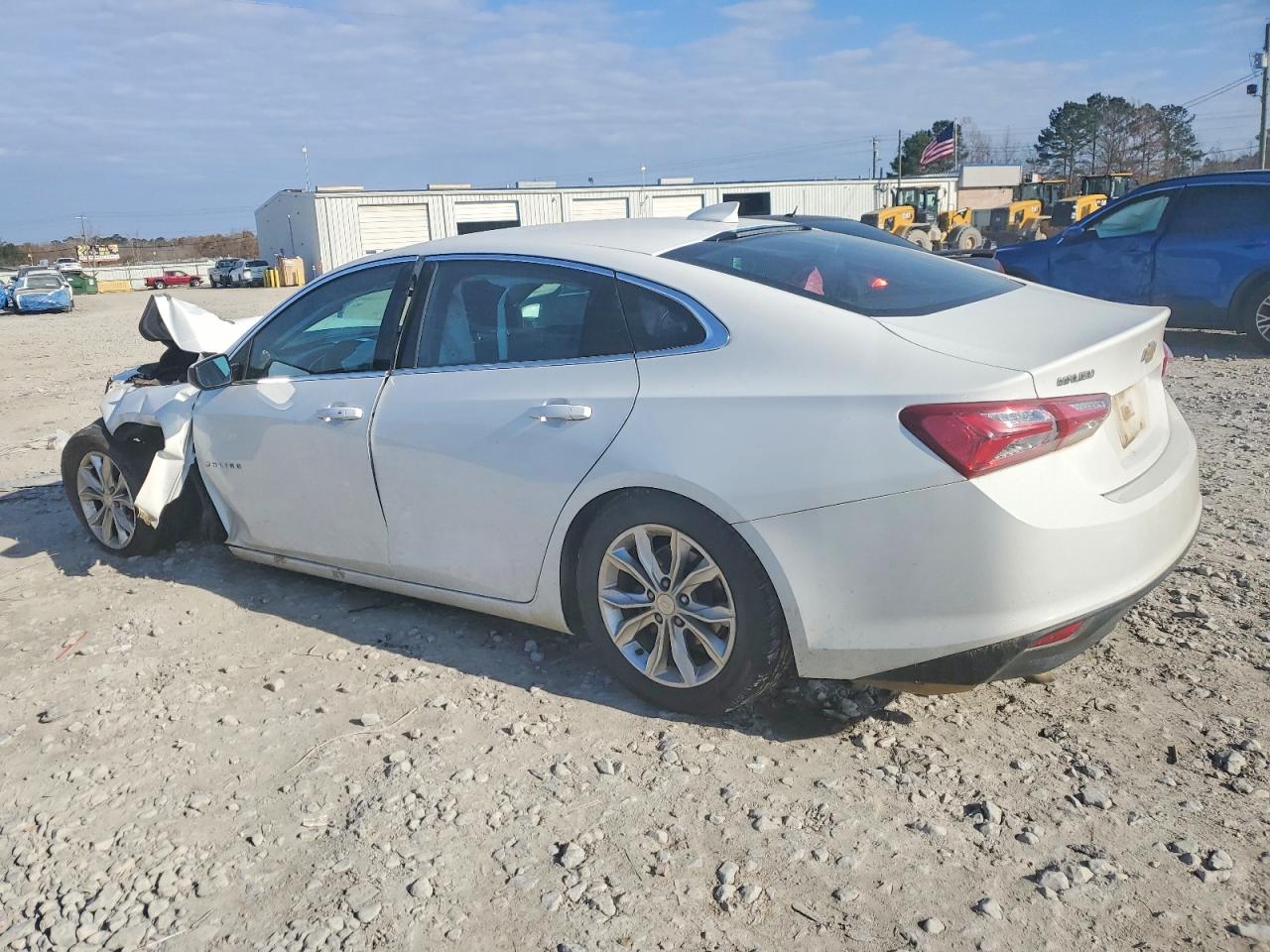 2021 CHEVROLET MALIBU LT photo 2