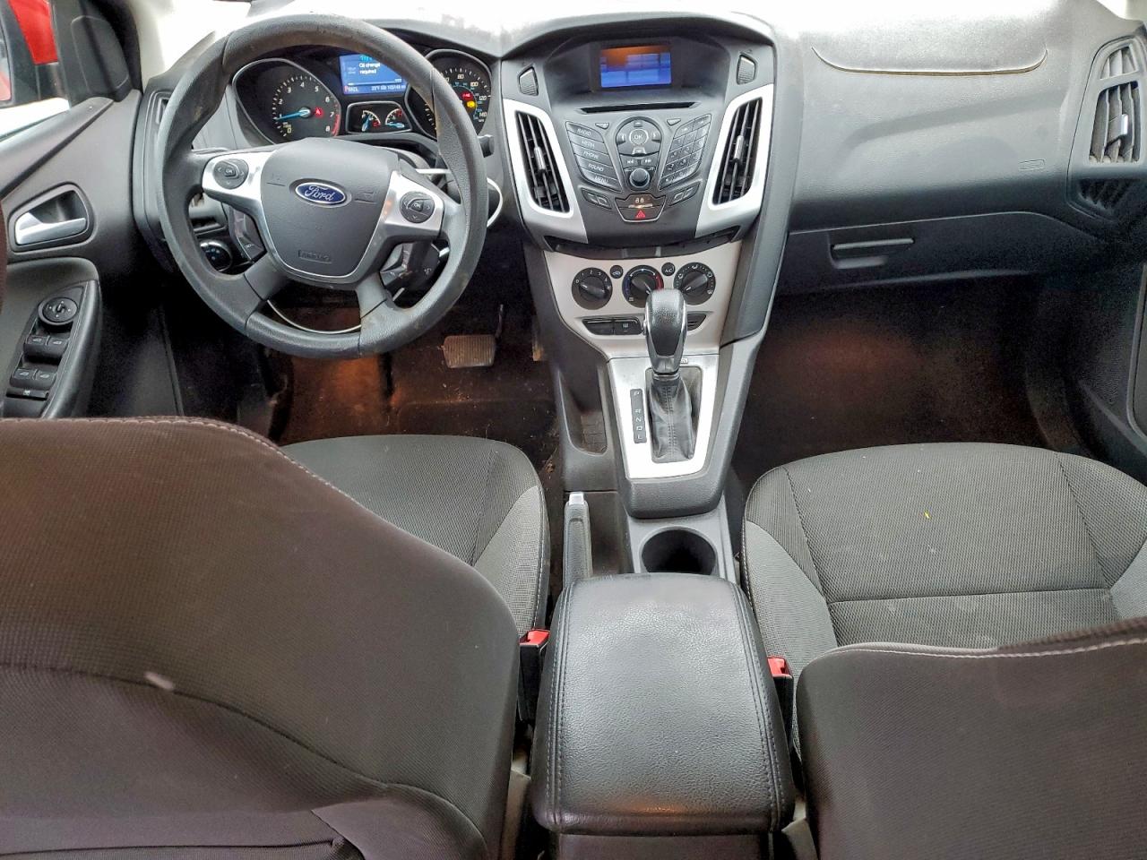 2013 FORD FOCUS SE photo 8
