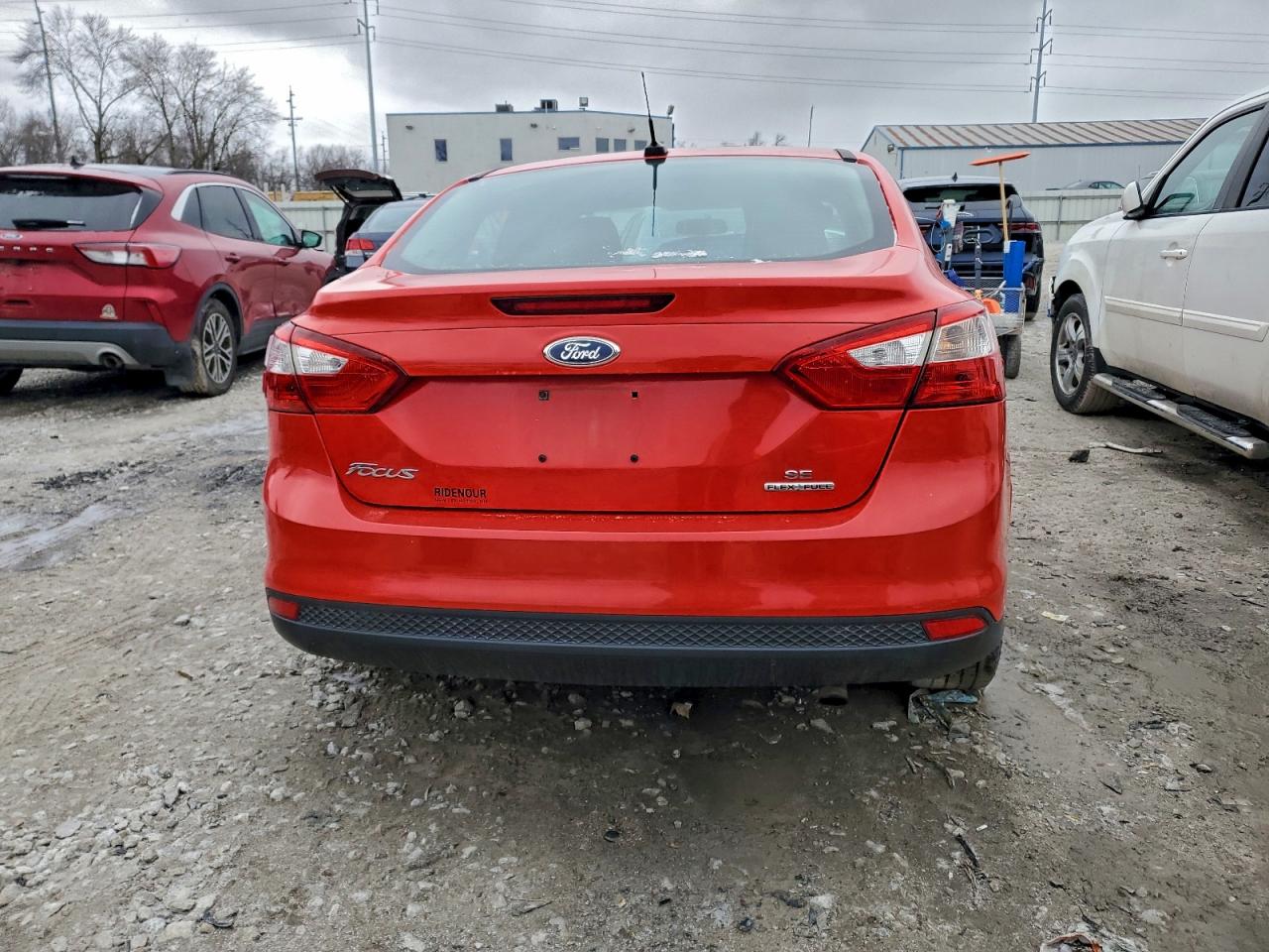 2013 FORD FOCUS SE photo 6