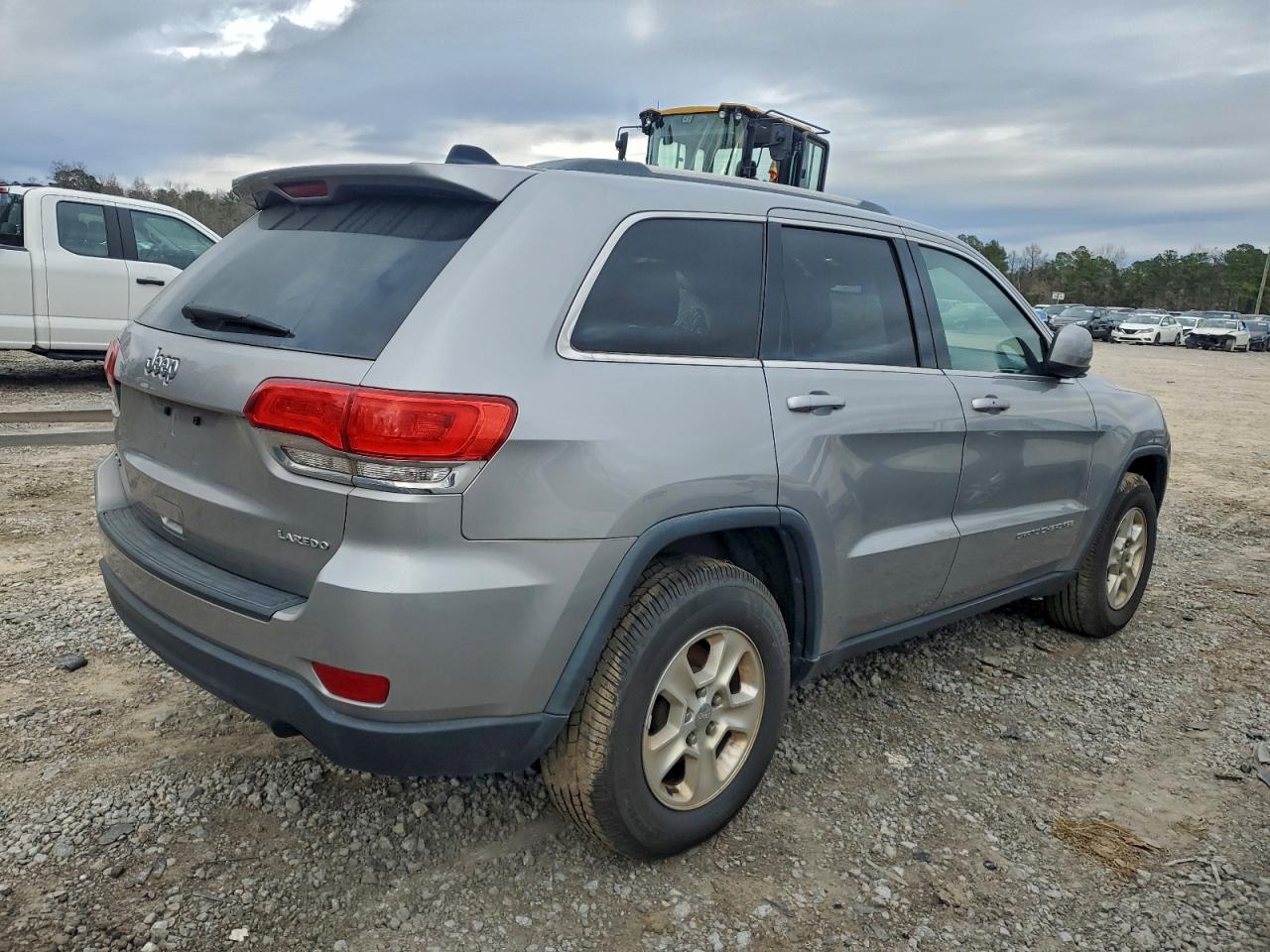 2015 JEEP GRAND CHEROKEE LAREDO photo 5