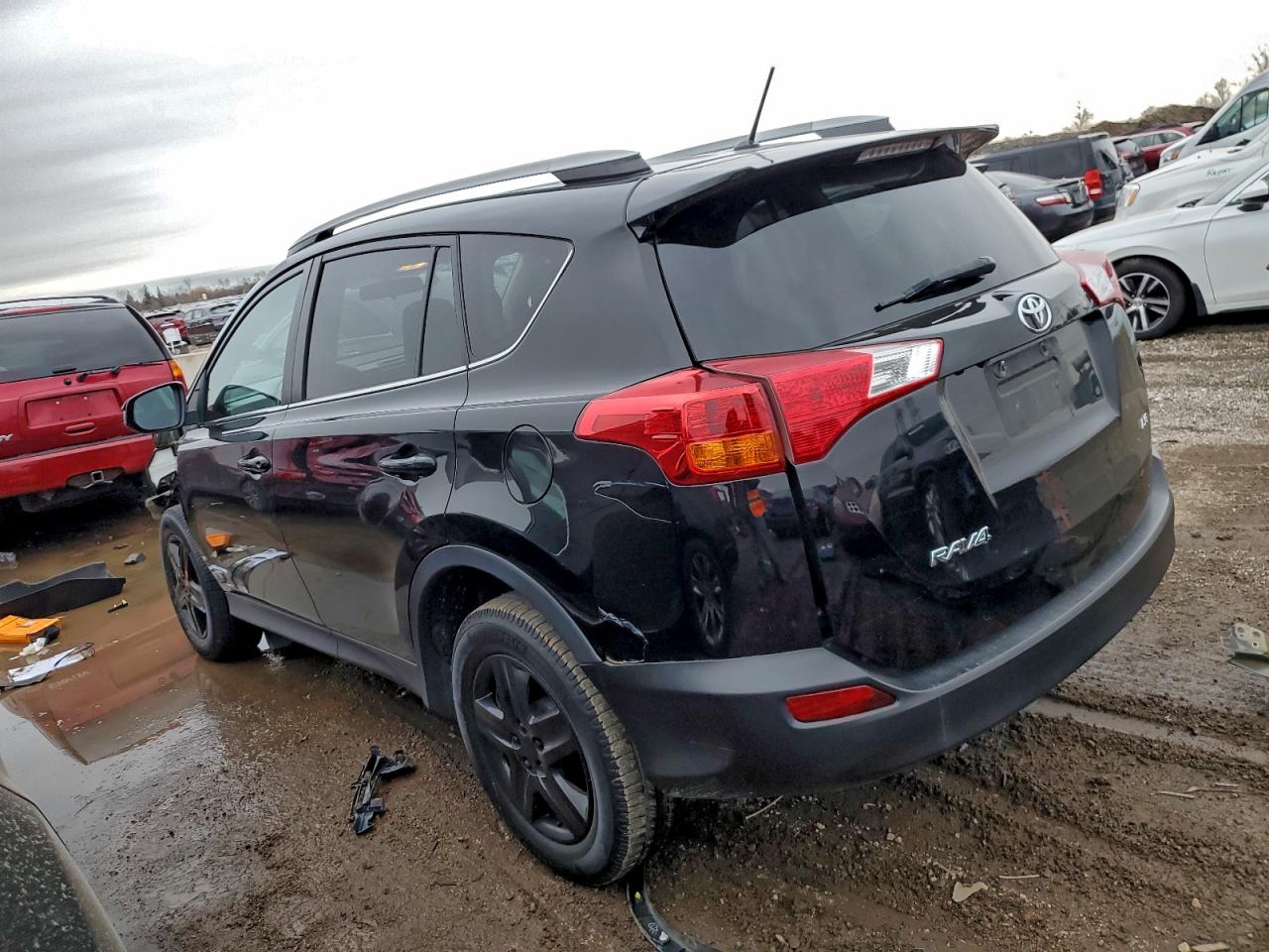 2013 TOYOTA RAV4 LE photo 3