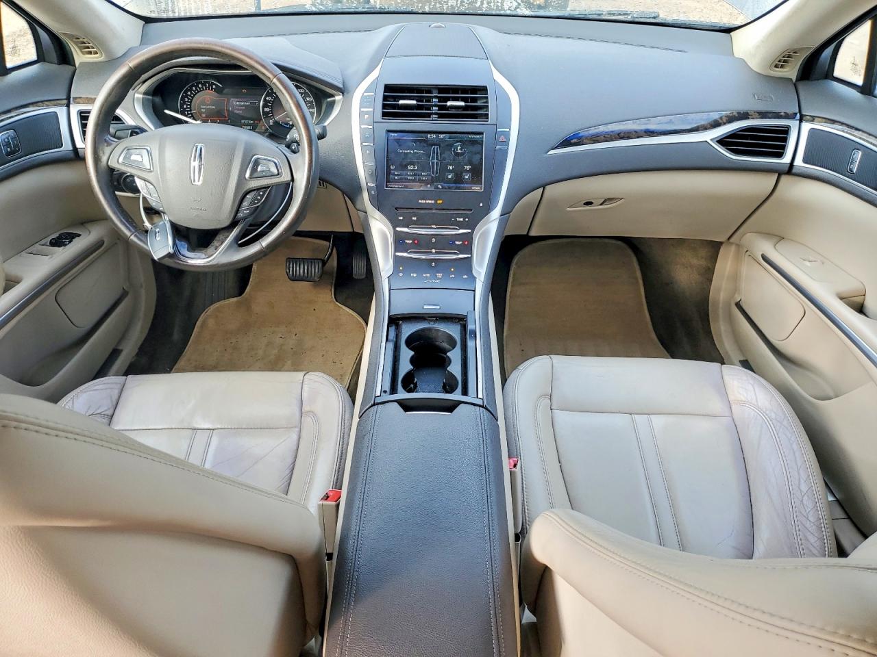 2016 LINCOLN MKZ photo 8