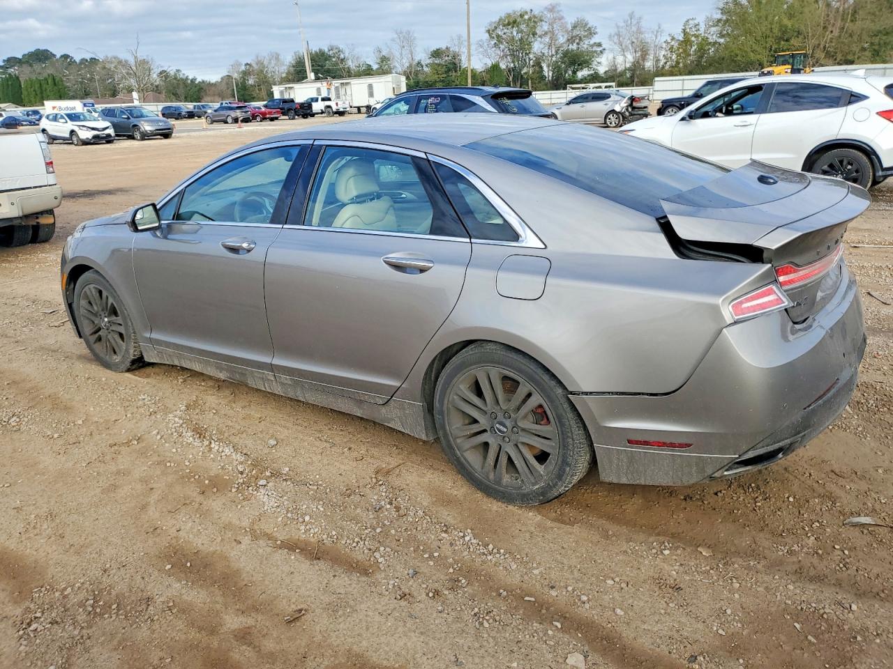 2016 LINCOLN MKZ photo 2
