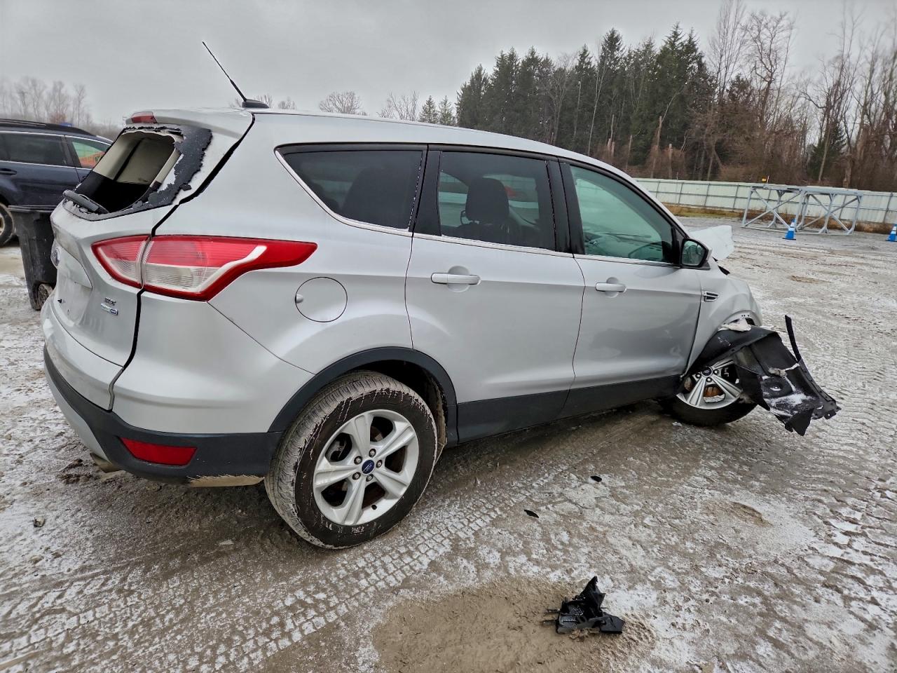 2016 FORD ESCAPE SE photo 3