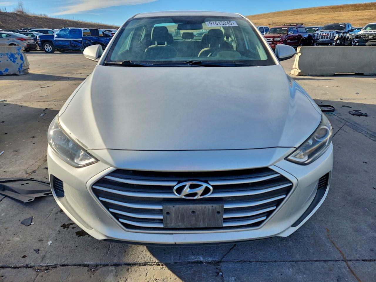2017 HYUNDAI ELANTRA SE photo 5