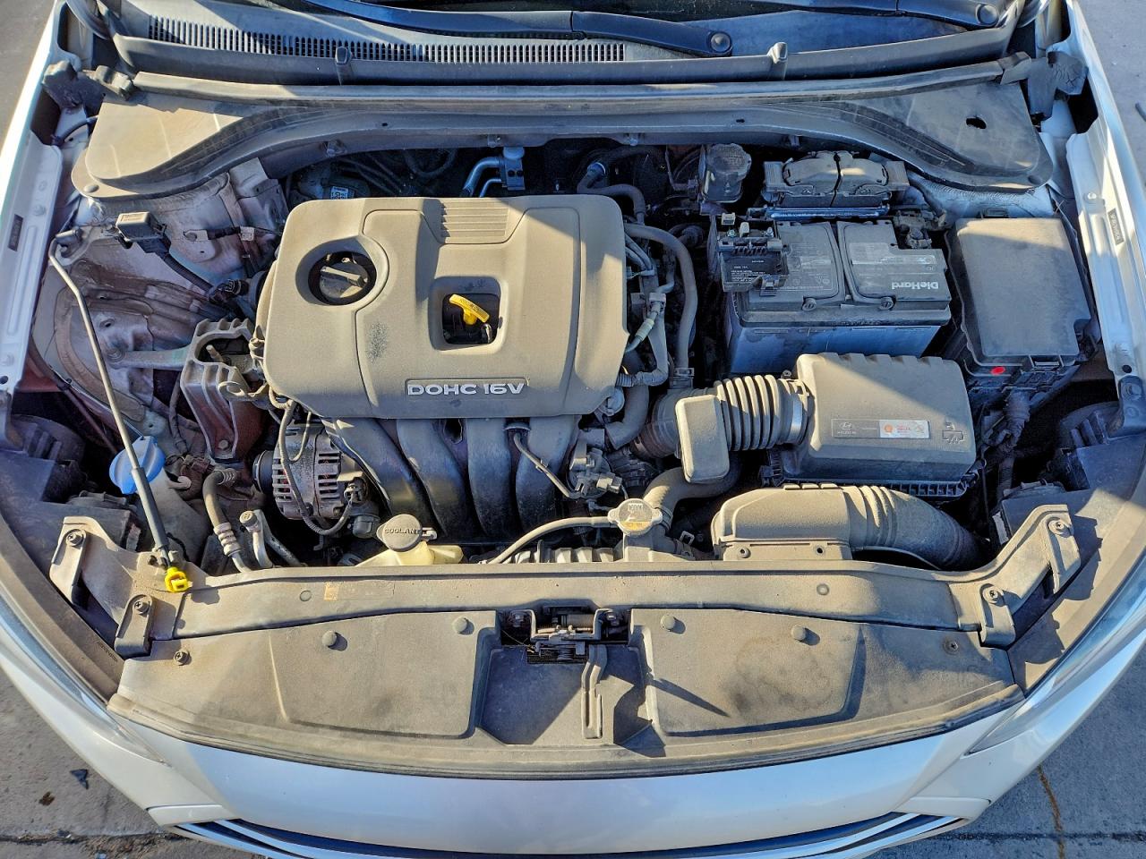 2017 HYUNDAI ELANTRA SE photo 11