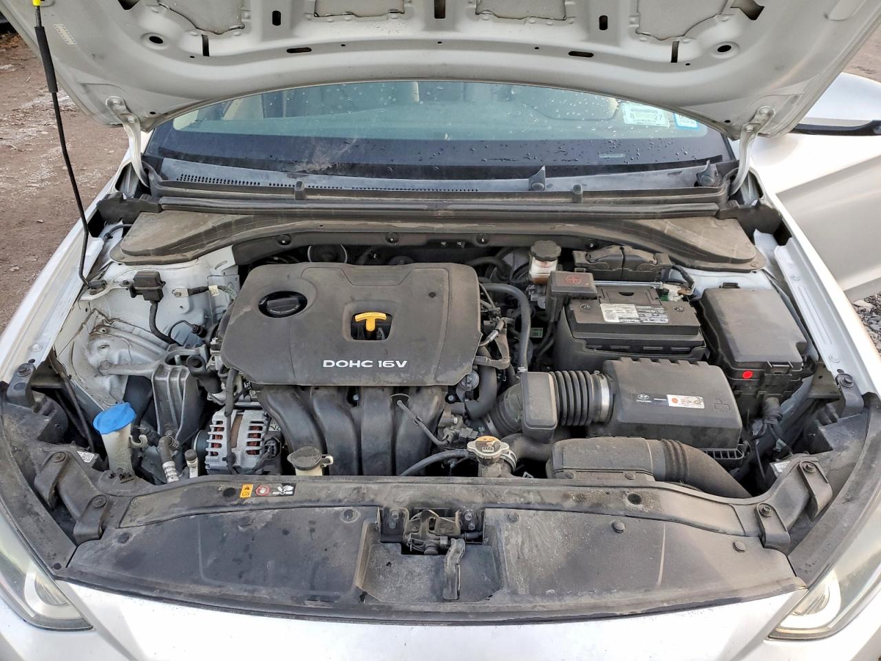 2017 HYUNDAI ELANTRA SE photo 11