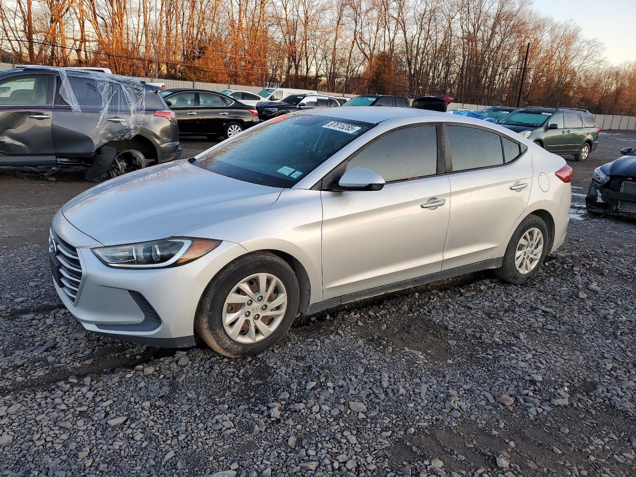 2017 HYUNDAI ELANTRA