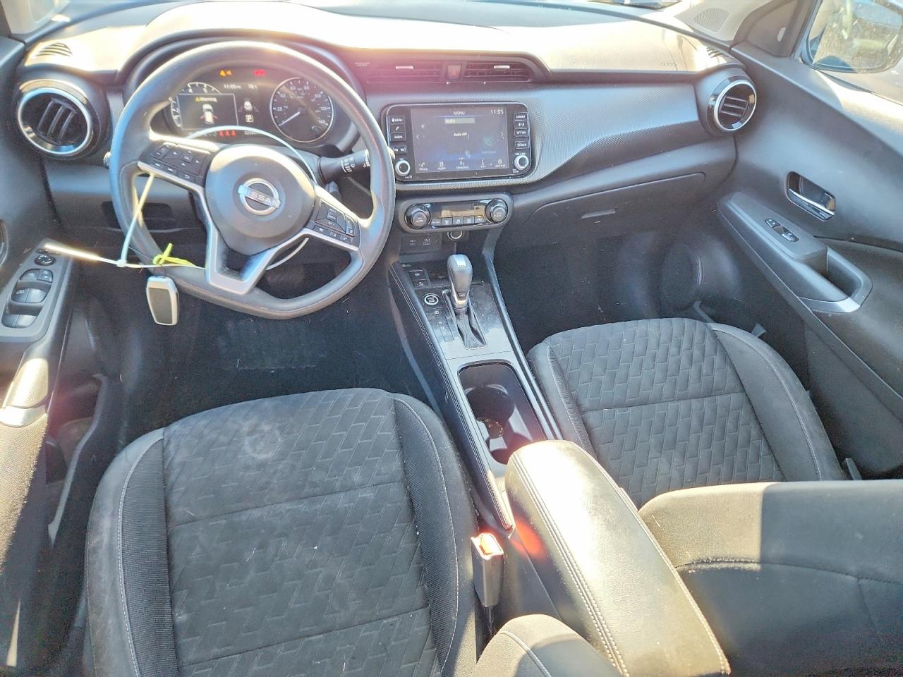 2022 NISSAN KICKS SV photo 22