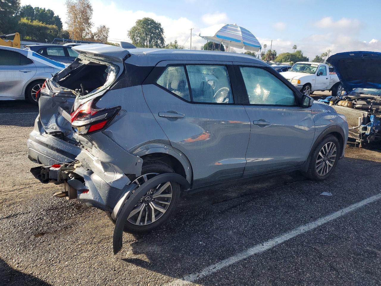 2022 NISSAN KICKS SV photo 7
