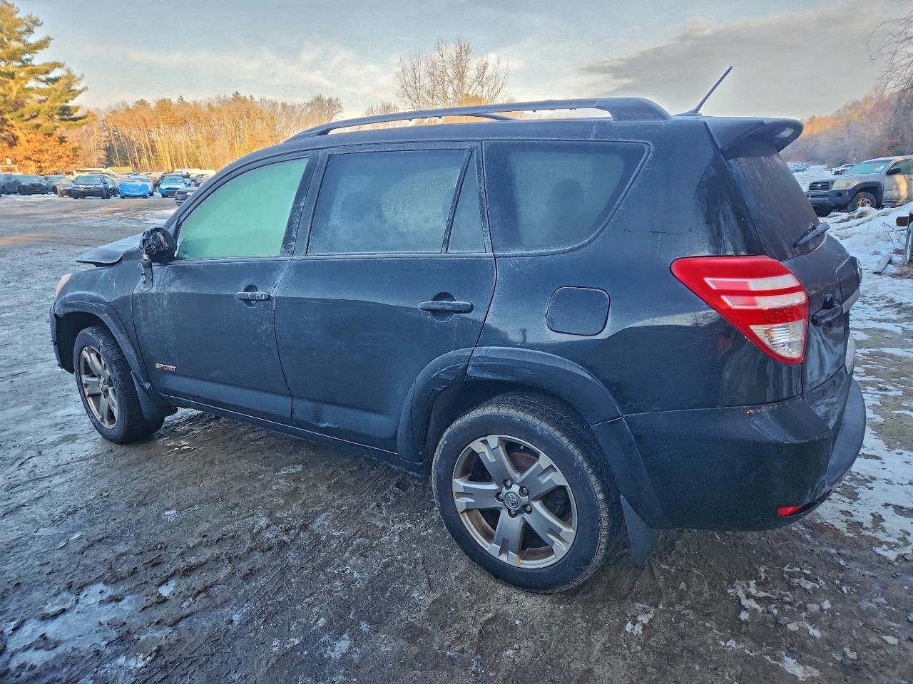 2012 TOYOTA RAV4 SPORT photo 2