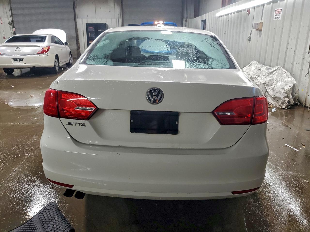 2014 VOLKSWAGEN JETTA BASE photo 16