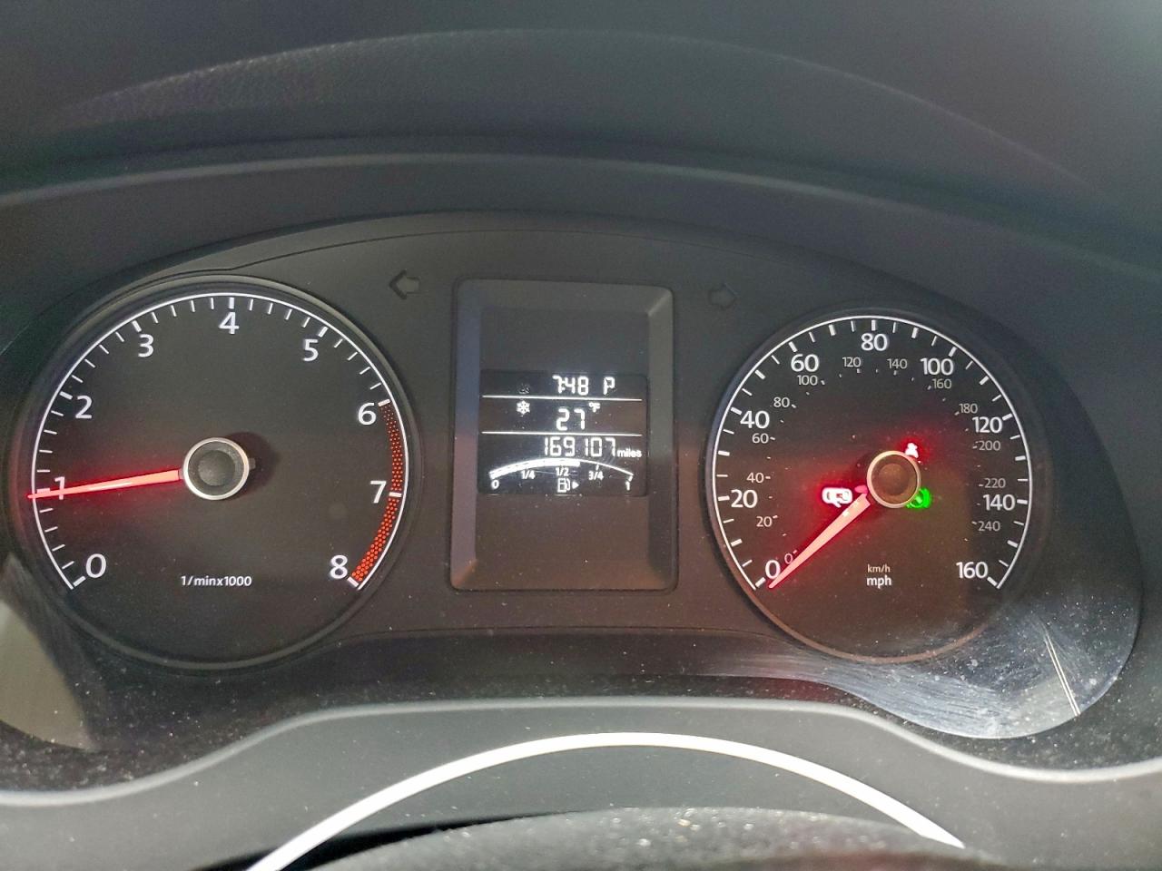 2014 VOLKSWAGEN JETTA BASE photo 25