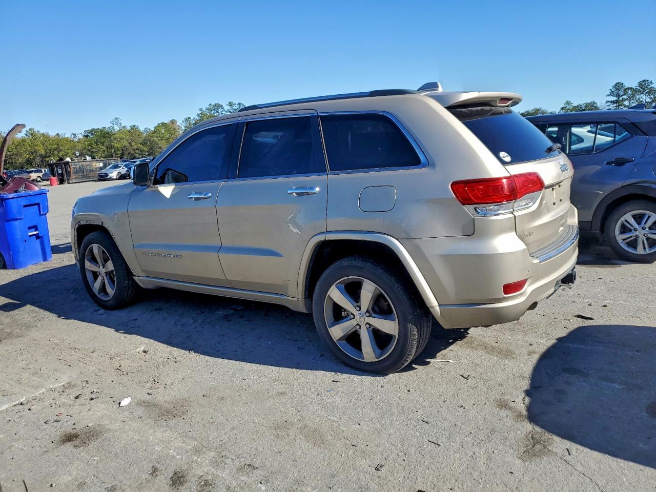 2014 JEEP GRAND CHEROKEE OVERLAND photo 2