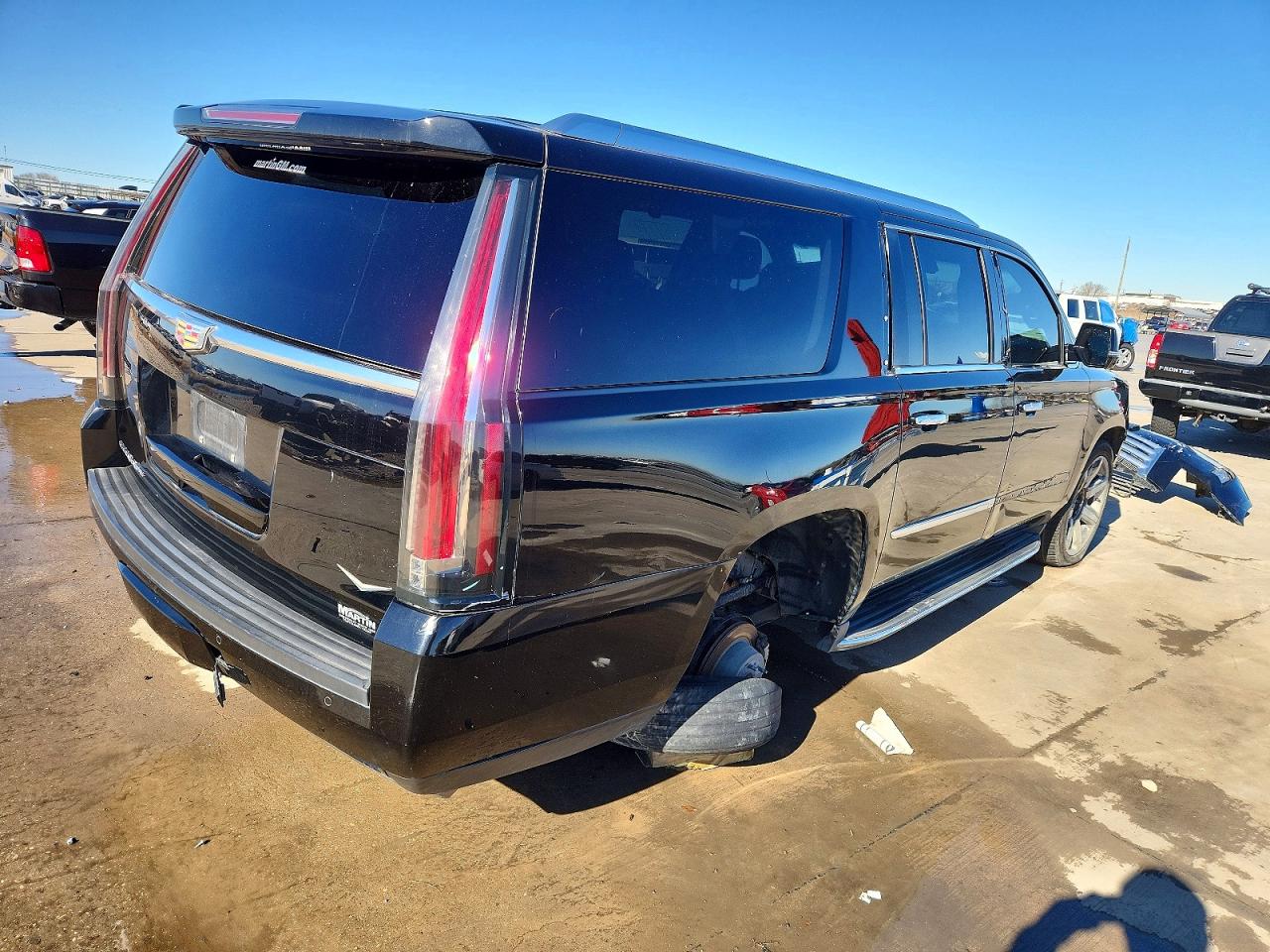 2016 CADILLAC ESCALADE ESV LUXURY photo 5