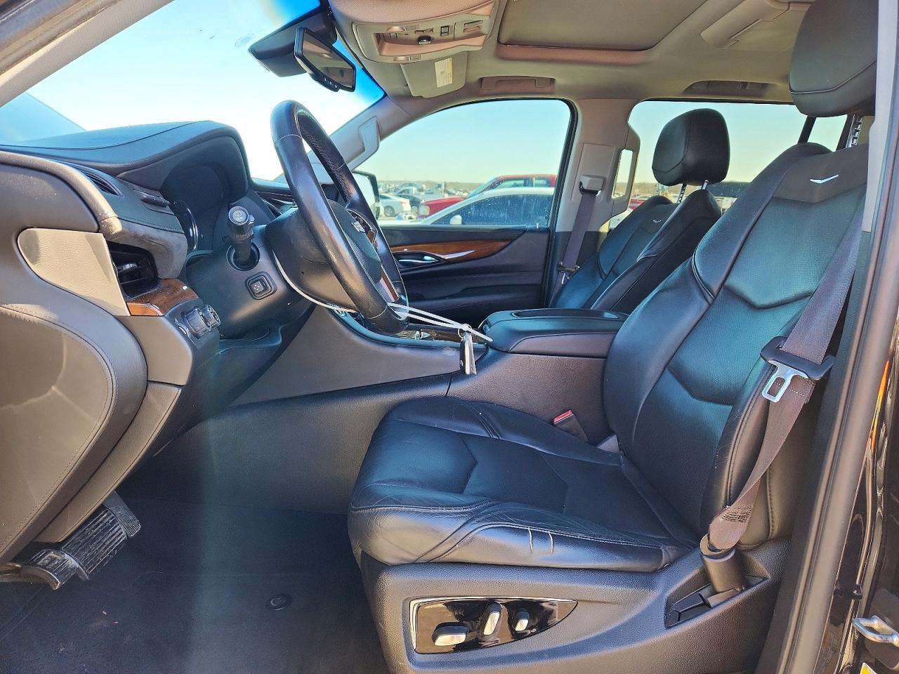 2016 CADILLAC ESCALADE ESV LUXURY photo 13