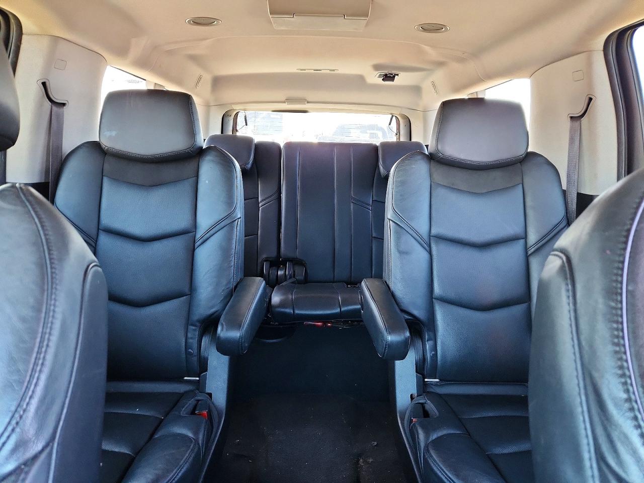 2016 CADILLAC ESCALADE ESV LUXURY photo 19