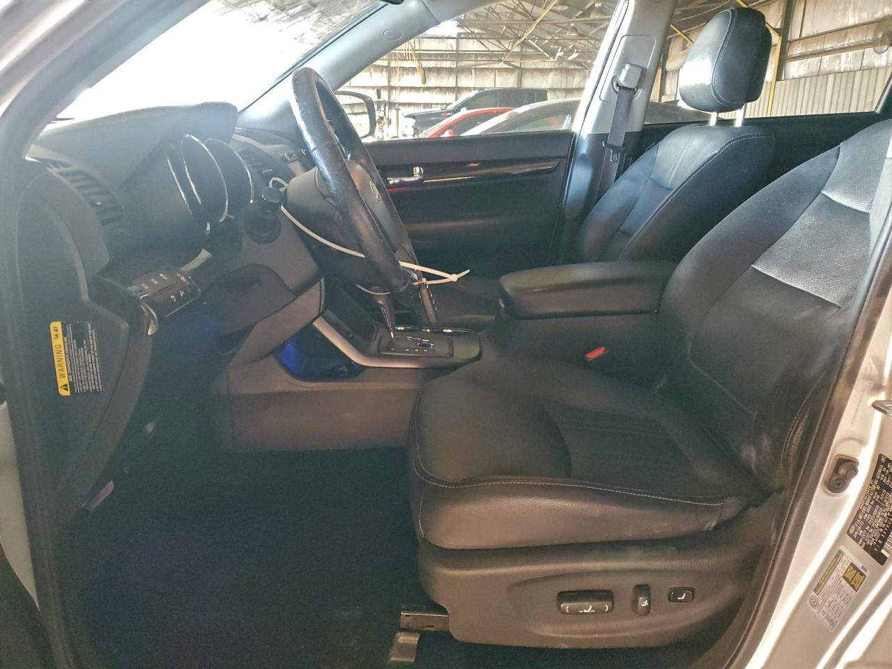 2013 KIA SORENTO EX photo 25
