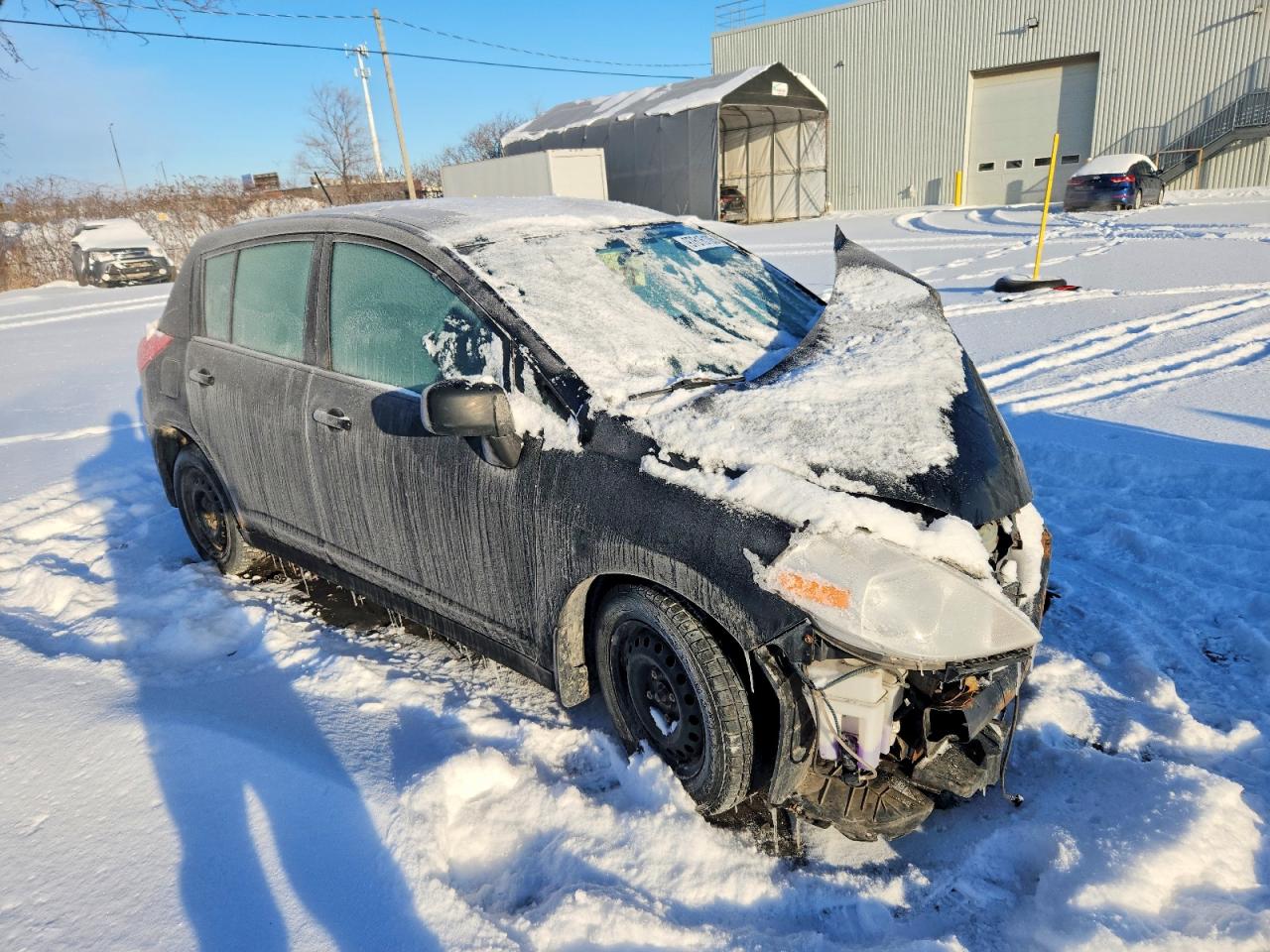 2011 NISSAN VERSA S photo 4
