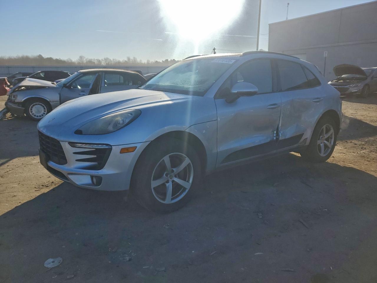 2017 PORSCHE MACAN