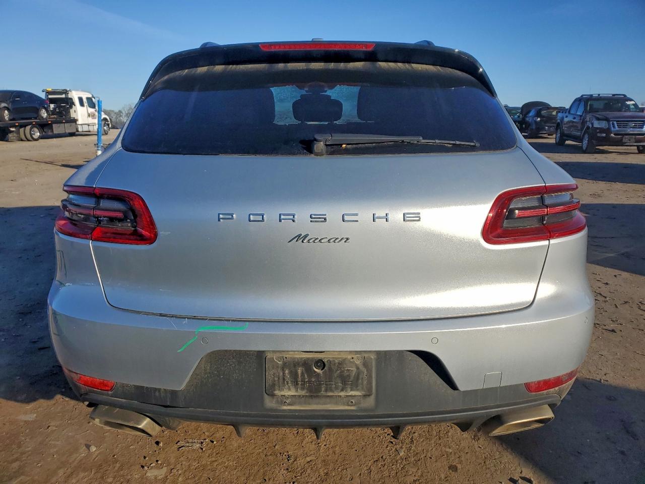 2017 PORSCHE MACAN photo 16