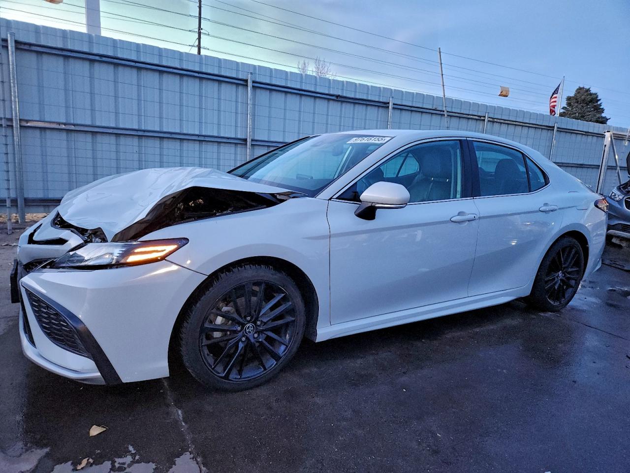 2022 TOYOTA CAMRY