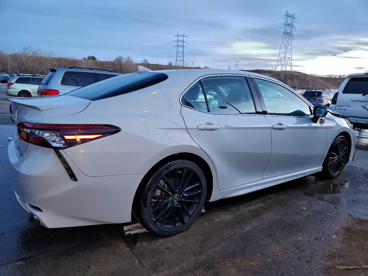2022 TOYOTA CAMRY XSE photo 7