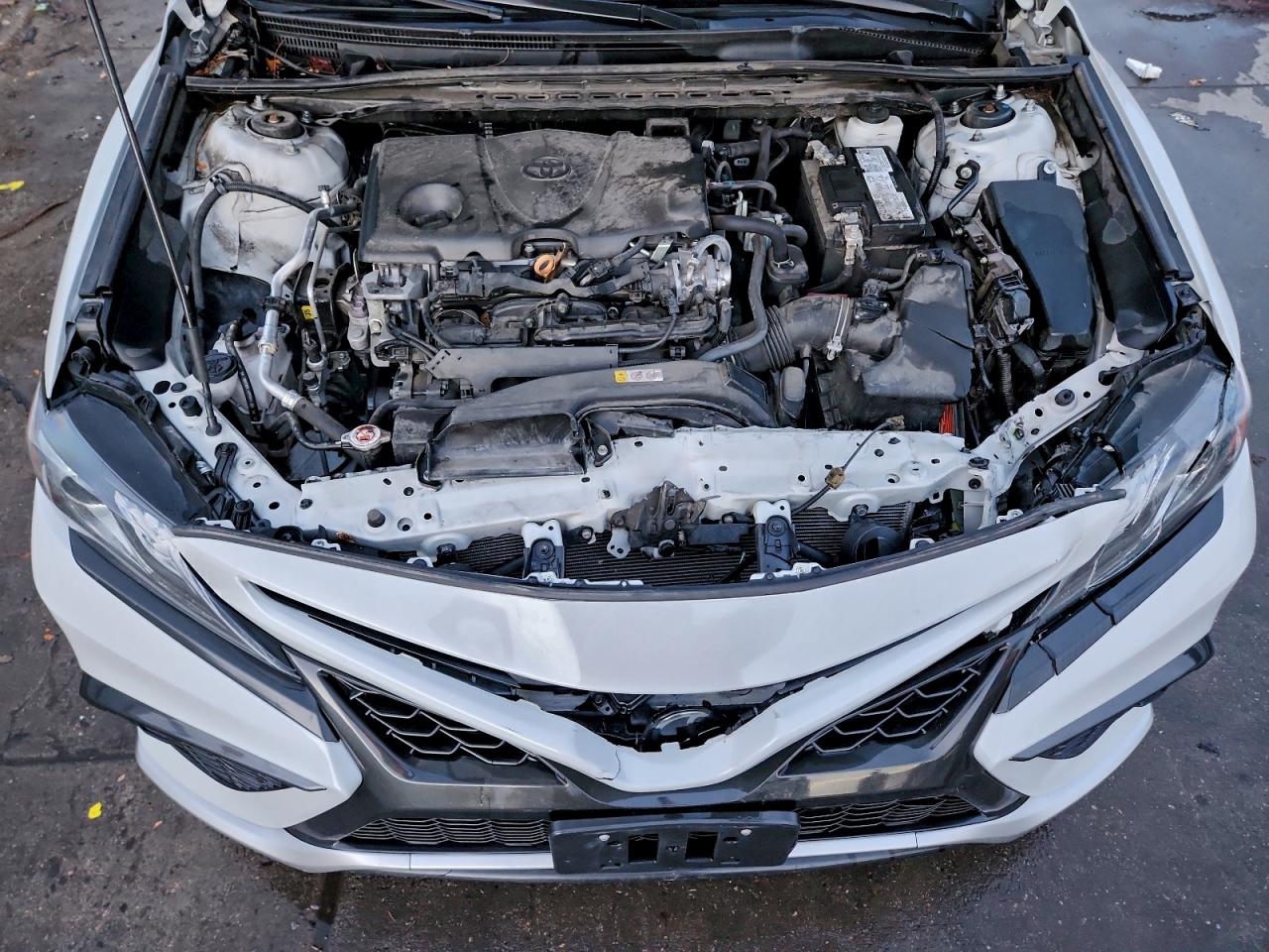 2022 TOYOTA CAMRY XSE photo 31