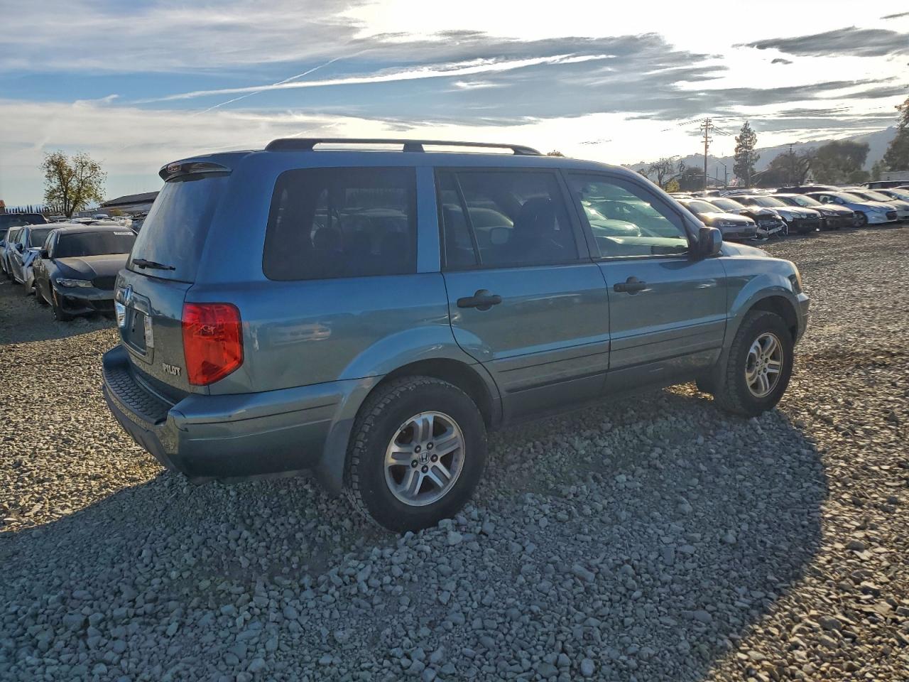 2005 HONDA PILOT EXL photo 3