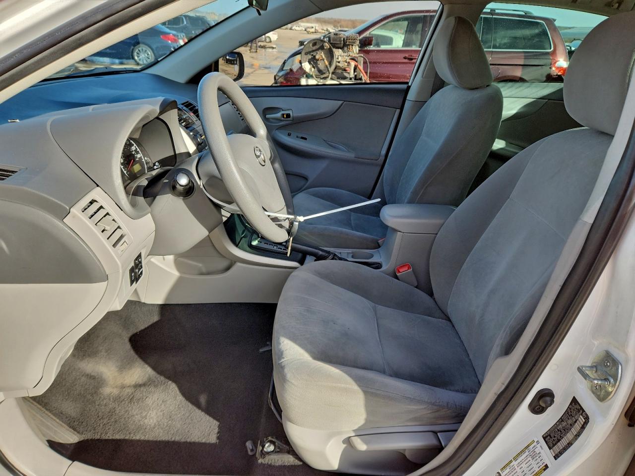2009 TOYOTA COROLLA BASE photo 7