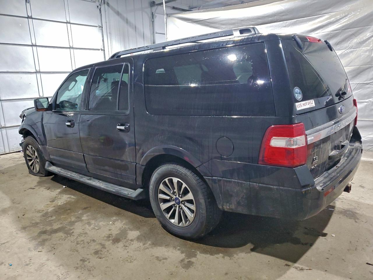 2017 FORD EXPEDITION EL XLT photo 2