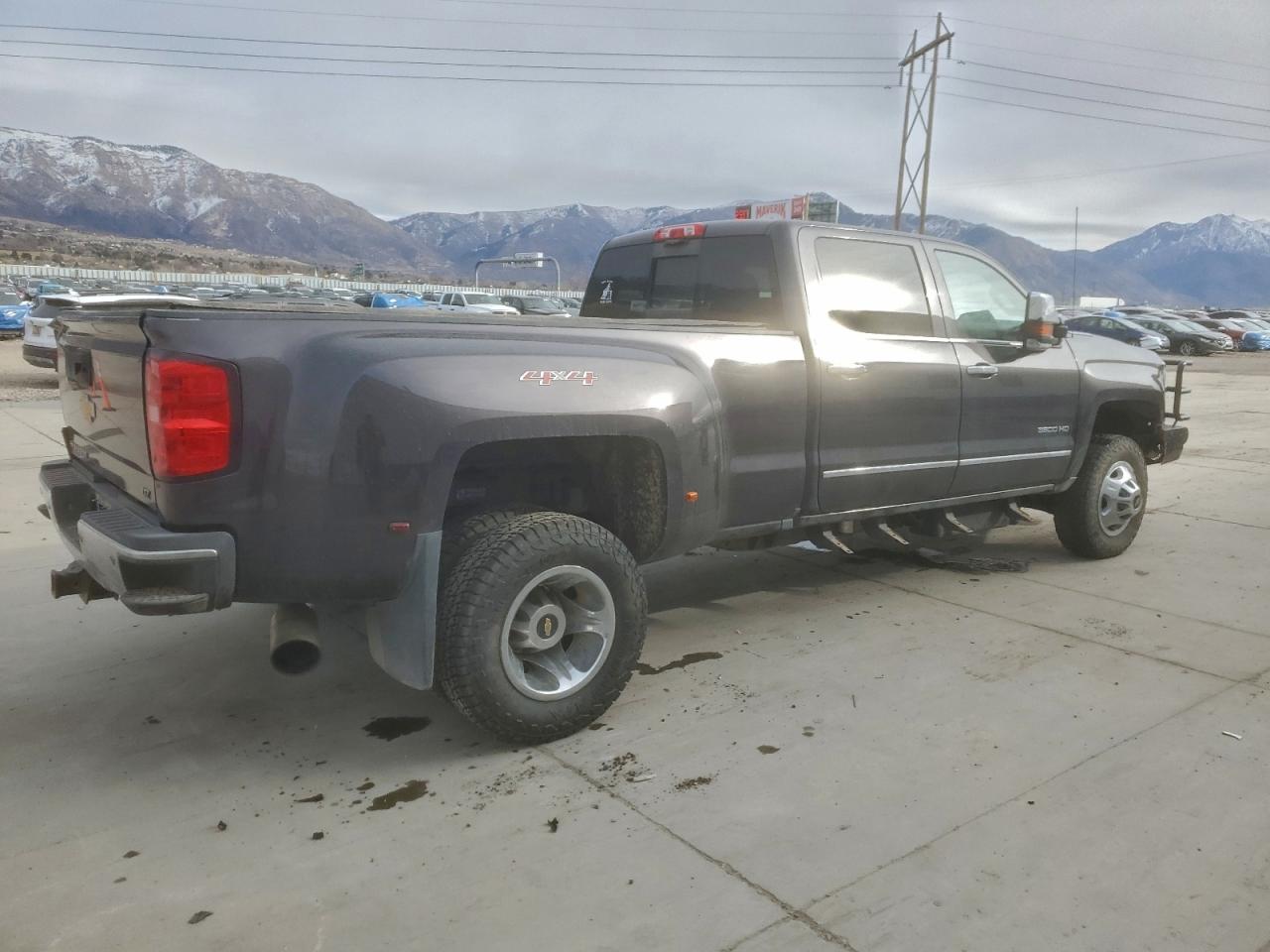 2015 CHEVROLET SILVERADO K3500 LTZ photo 3