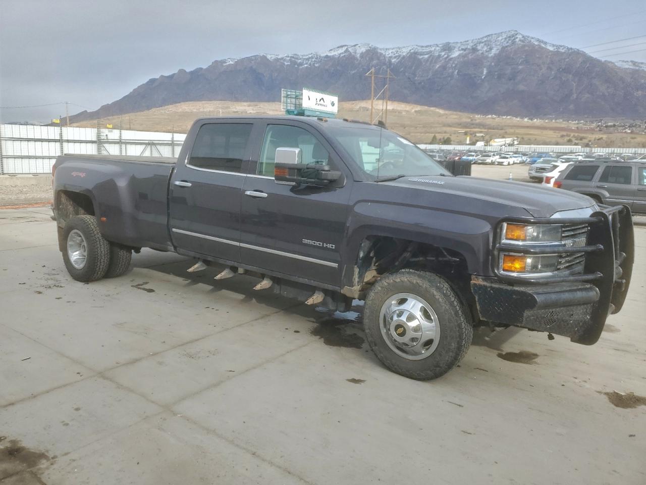 2015 CHEVROLET SILVERADO K3500 LTZ photo 4