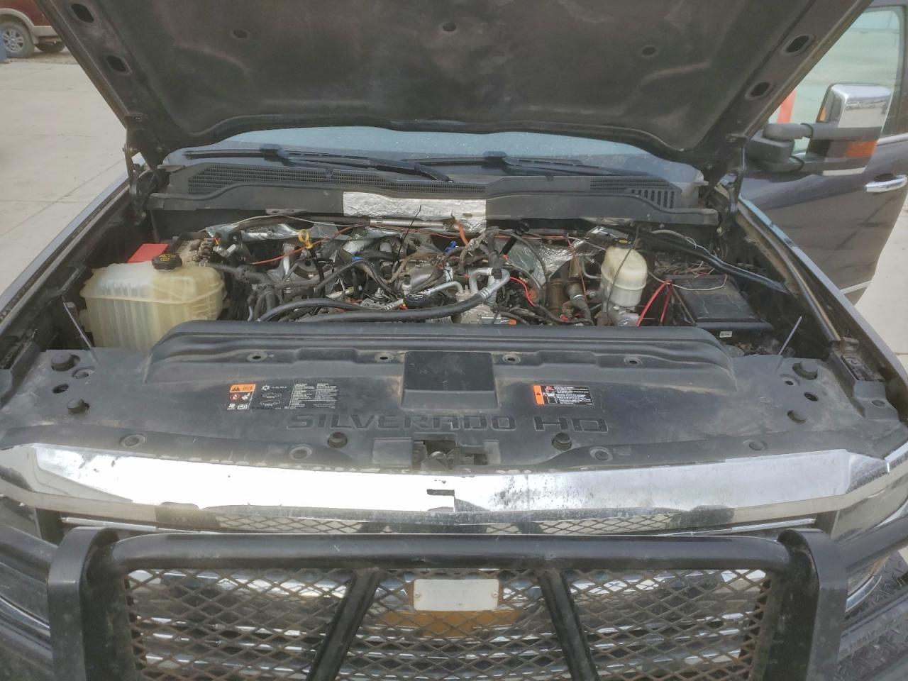 2015 CHEVROLET SILVERADO K3500 LTZ photo 11