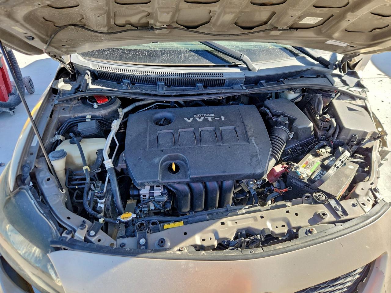2010 TOYOTA COROLLA BASE photo 11