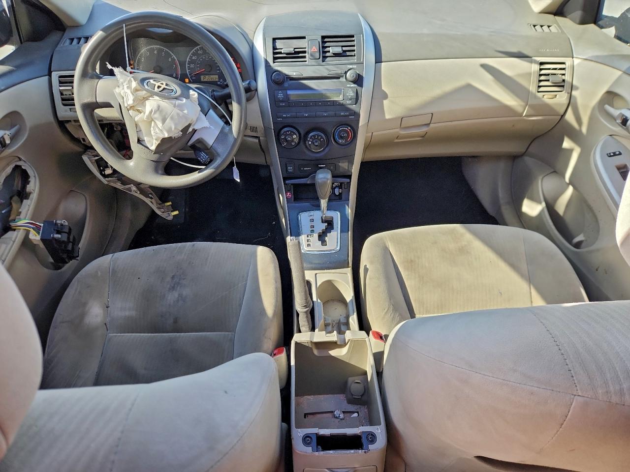 2010 TOYOTA COROLLA BASE photo 8