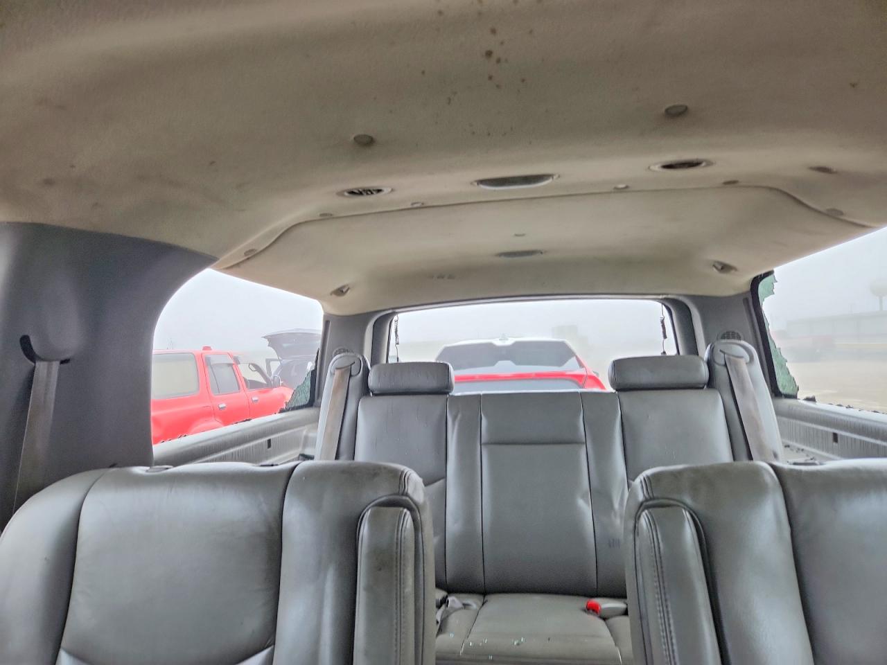 2004 GMC YUKON XL photo 10